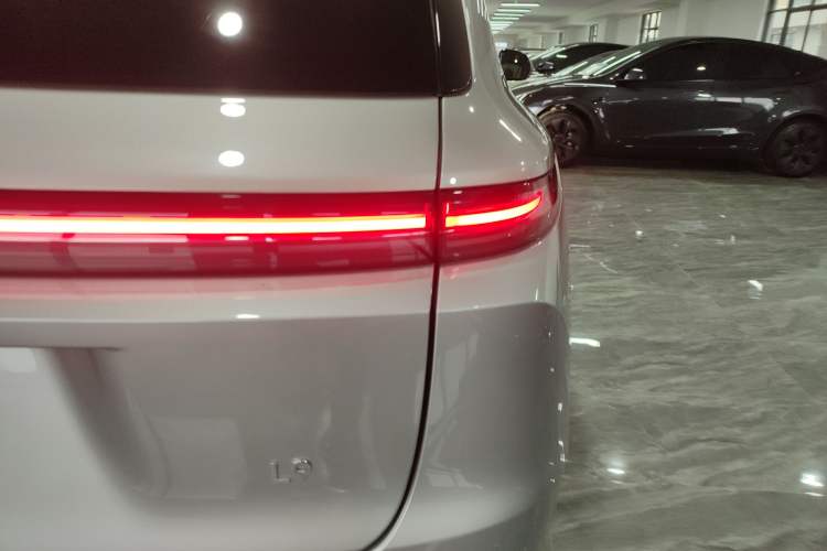 Used Li Auto L9 2022 Max model
