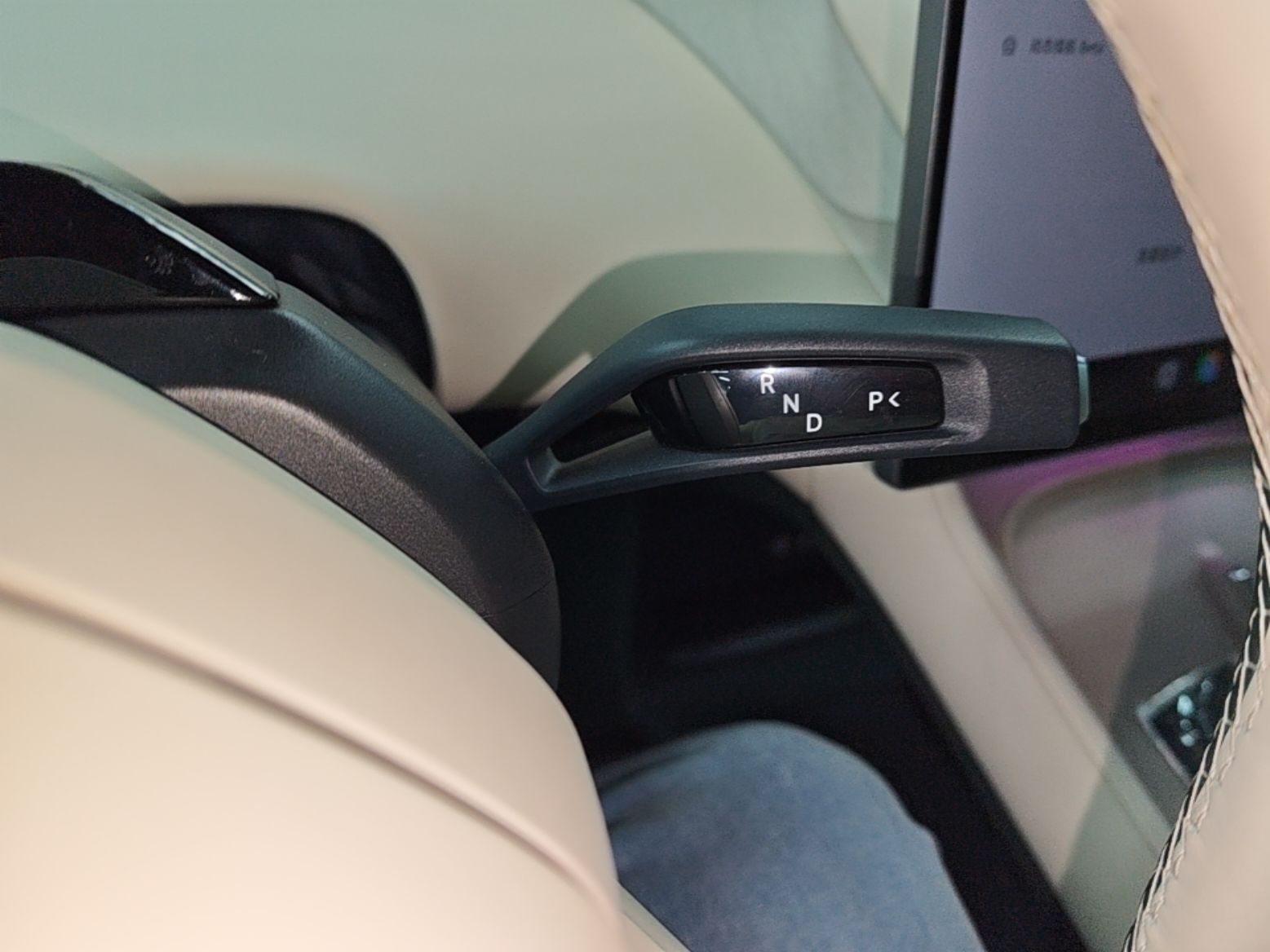 Xiaomi Auto YU7 2026 Standard Edition — снимка 16