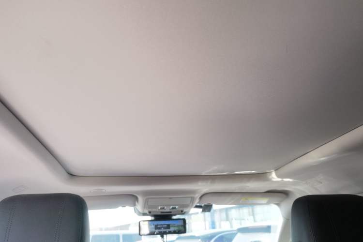 Used Land Rover Range Evoque 2021 Range Rover Evoque 200 PS R-Dynamic Standard Elite Edition Headliner