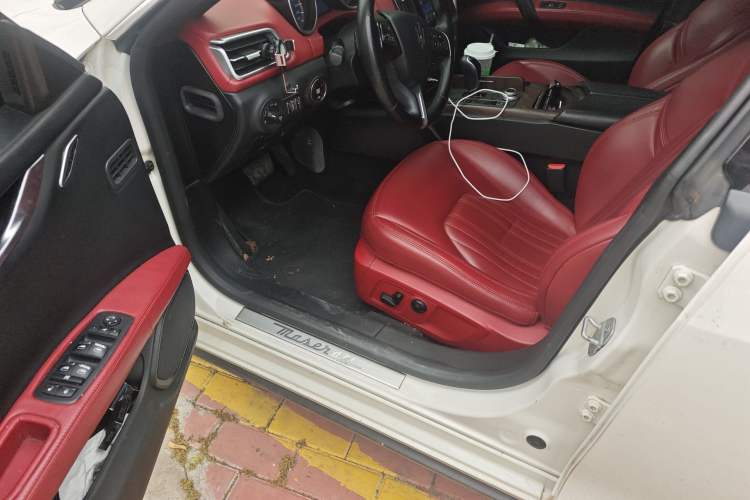 Used Maserati Ghibli 2018 Revised Version 3.0T Standard Edition Driver Seat