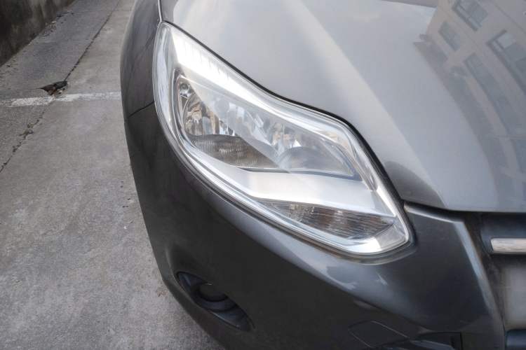 Used Ford Focus 2012 Hatchback 1.6L Manual Comfort Model
