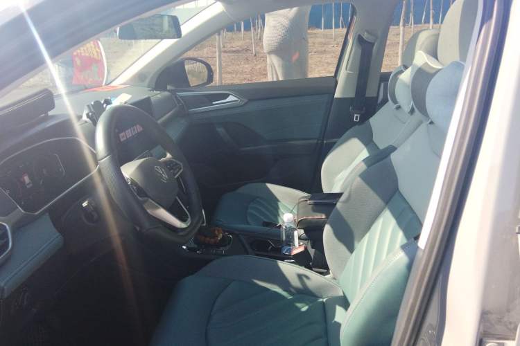 Used Volkswagen Tharu 2023 300TSI Two-Wheel-Drive Full Moon Edition
