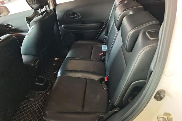 Used Honda Vezel 2020 1.5L CVT Pioneer Edition