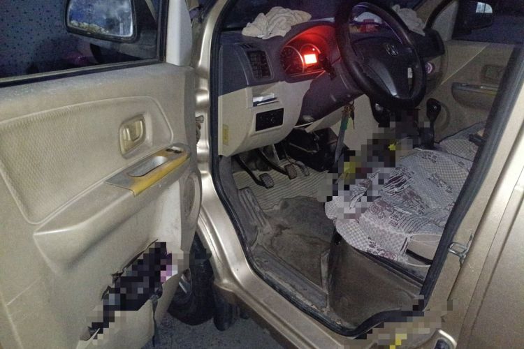 Used BAIC Weiwang 306 2011 1.3L Comfort version 7 seats Driver Seat