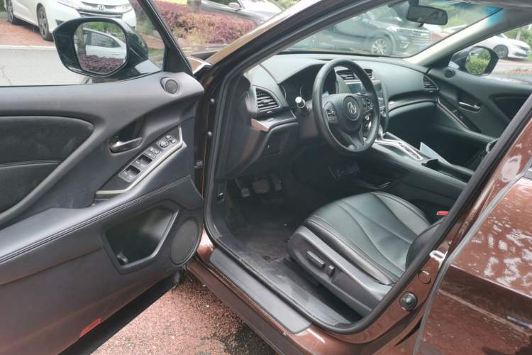 Used Acura CDX 2019 1.5T Two-Wheel Drive Comfort Edition
