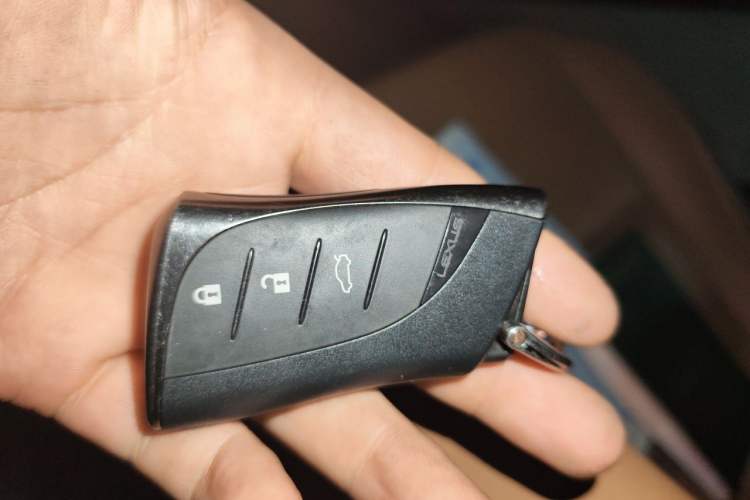 Used Lexus ES 2020 200 Excellence Edition
