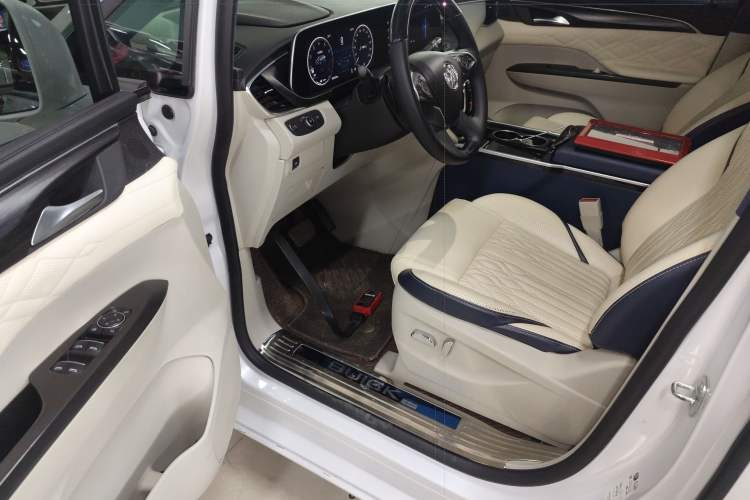 Used Buick GL8 2020 ES Land Cruiser 653T Comfort Edition Driver Seat