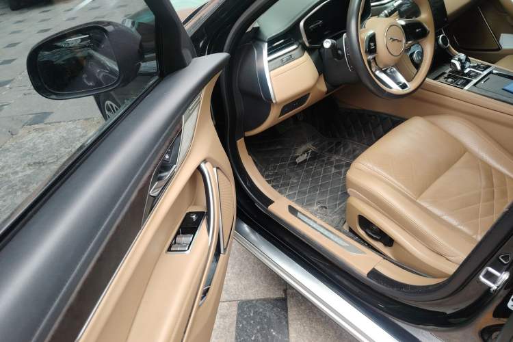 Used Jaguar XFL 2022 XFL 2.0T P250 Two-Wheel-Drive Prestige Luxury Edition