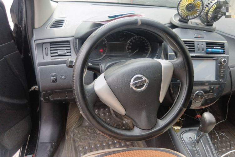 Used Nissan Tiida 2011 1.6L CVT Smart Version Steering Wheel