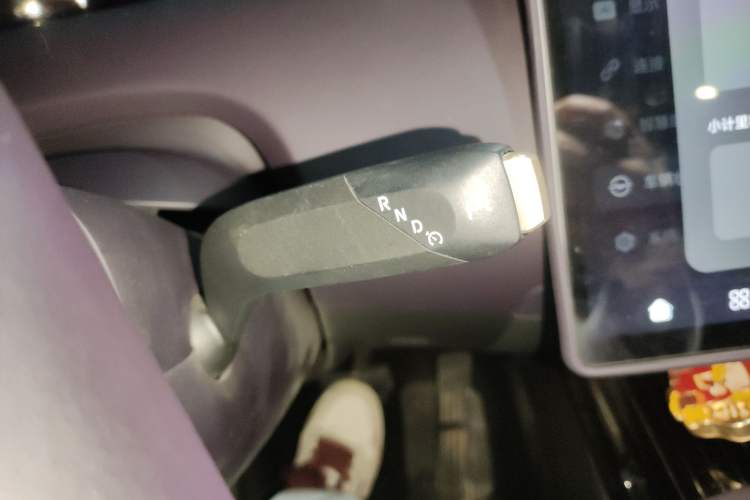 Used Avatr 07 2024 Pro+ Range-Extended Edition Gear Lever