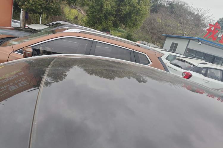 Used Tesla Model Y 2023 Long-Range All-Wheel-Drive Version