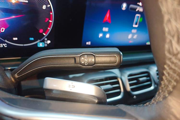 Used Mercedes-Benz GLE 2024 Refreshed GLE 350 4MATIC Stylish Edition