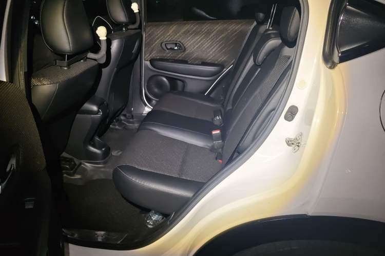 Used Honda XR-V 2015 1.8L EXi CVT Comfort Version