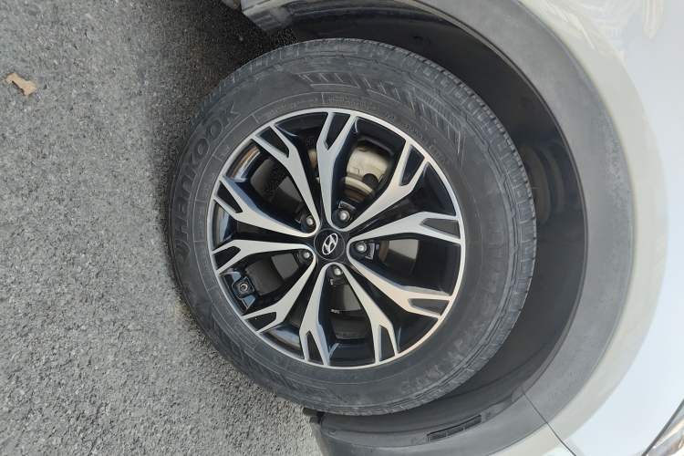 Used Hyundai Santa Fe 2017 2.0T Automatic Two-Wheel Drive Smart Version 7 Seats
