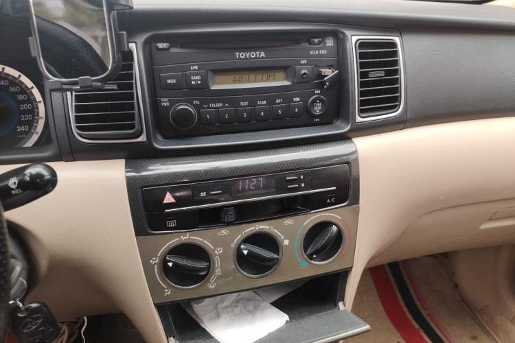 Used Toyota Corolla EX 2013 1.6L Automatic Excellence Edition Audio And AC Panel