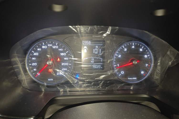 Used Roewe RX5 2016 20T Two-Wheel Drive Manual Flagship Edition
