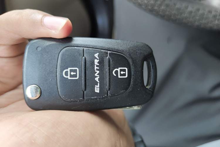 Used Hyundai Celesta 2011 1.6L Manual Comfort Edition