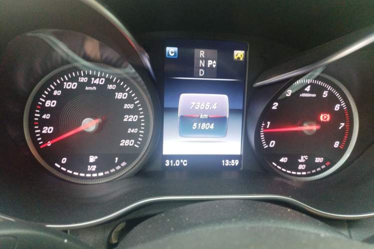 Used Mercedes-Benz C-Class 2016 C 200 L
