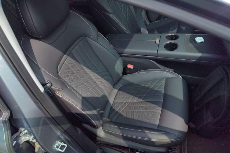 Used Baojun Enjoy 2025 All-Electric 600km Luxury Edition Right Front Seat