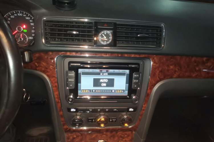 Used Volkswagen Passat 2011 1.8 TSI DSG Ultimate Edition
