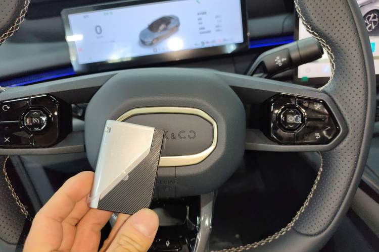 Used Lynk & Co 07 2024 EM-P 126 Long-Range Halo Interior 1