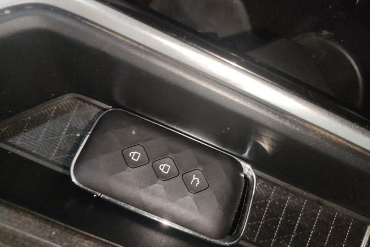 Used Wuling Jiachen 2022 1.5T CVT Smart Luxury Version
