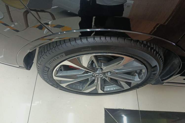 Used Mazda EZ-6 2024 Range-Extended 200 Luxury Edition