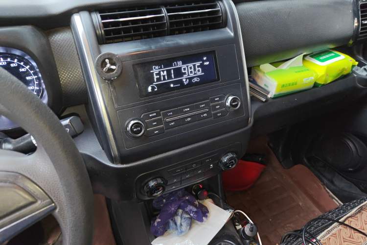 Used CHANGAN OSHAN X70A 2019 1.5L Manual Comfort Model China VI Standard Audio And AC Panel