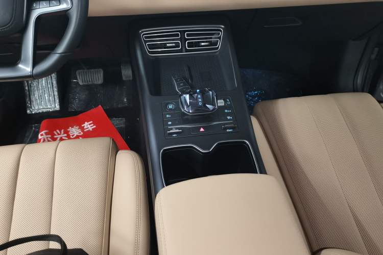 Used BYD Song Pro New Energy 2025 Second-Generation DM-i 75KM Leading Edition Gear Lever