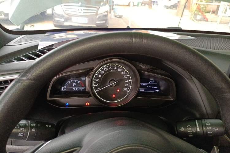 Used Mazda CX-4 2018 2.0L Automatic Two-Wheel Drive Blue Sky Dynamic Version China V Standard Instrument Cluster