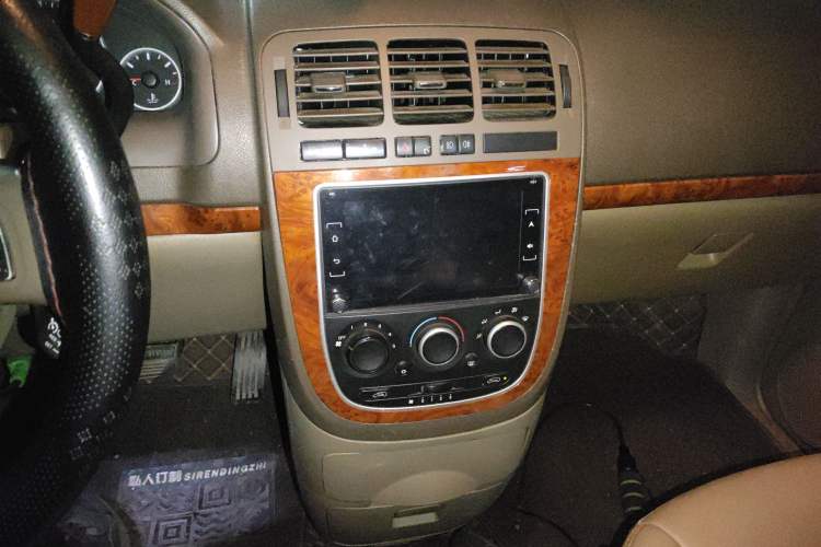 Used Buick GL8 2011 2.4L LT Executive Edition