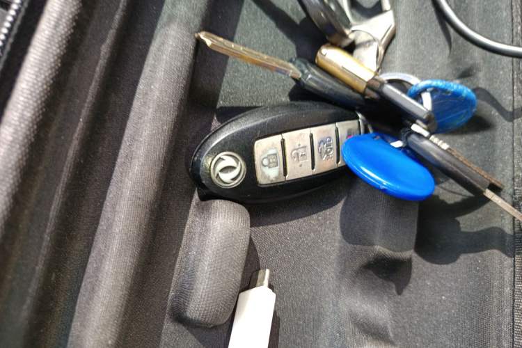 Used Dongfeng Aeolus A60 2014 1.6L Manual Luxury Model
