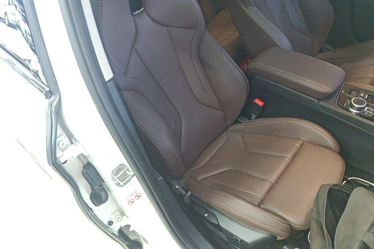 Used BMW 1 Series 2022 125i M Sport Night Edition Right Front Seat