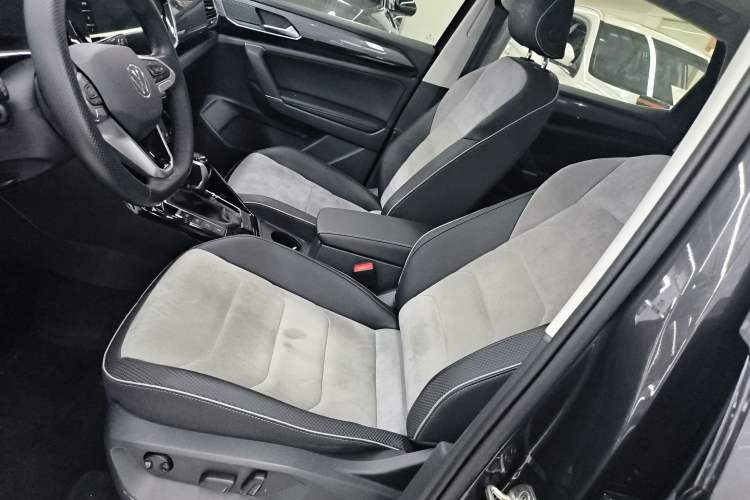 Used Volkswagen Tayron X 2020 330TSI Two-Wheel Drive Luxury Smart Connectivity Version