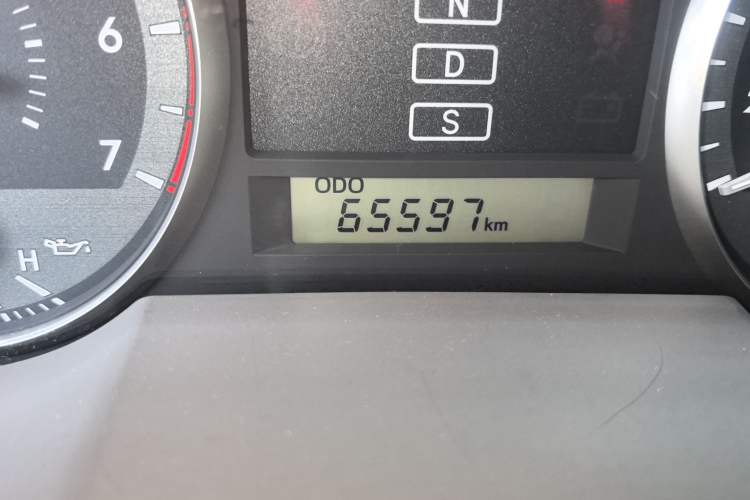 Used Toyota Land Cruiser 2015 4.0L 8-Seater Middle East Version