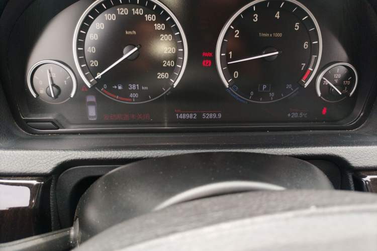 Used BMW 5 Series GT 2010 535i Leading Model Odometer Close Up