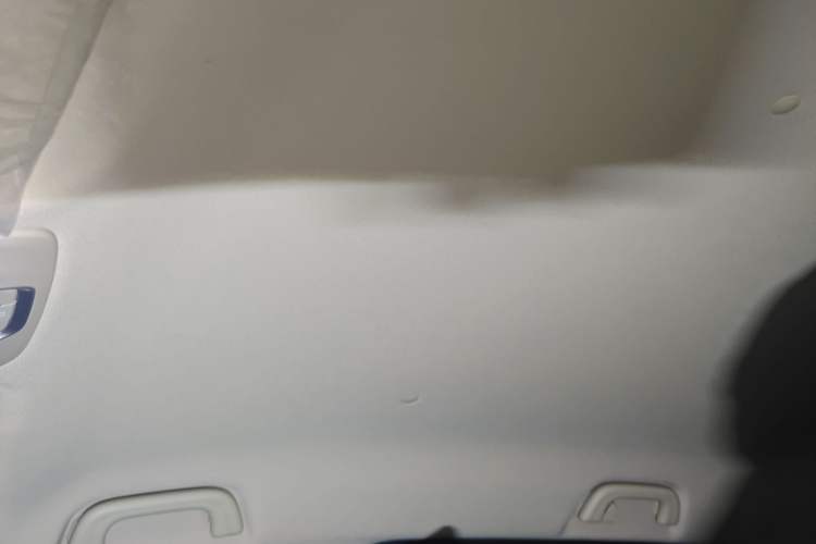 Used Geely Auto Vision X3 2019 Upgraded Model 1.5L Manual Elite Version