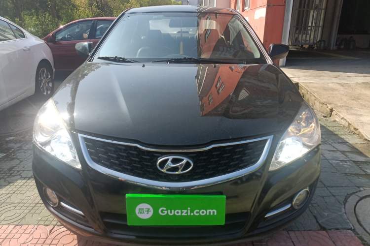 Used Hyundai Celesta 2015 1.6L Automatic Comfort Model Front