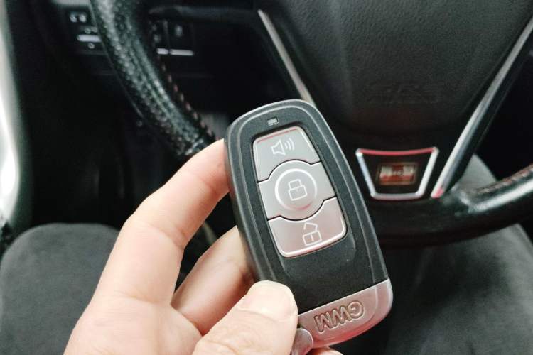 Used Haval H6 2015 Sport Edition 1.5T Automatic Two-Wheel Drive Luxury Model
