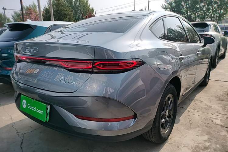 Used BYD Qin PLUS 2025 DM-i Smart Drive 55KM Leading Model
