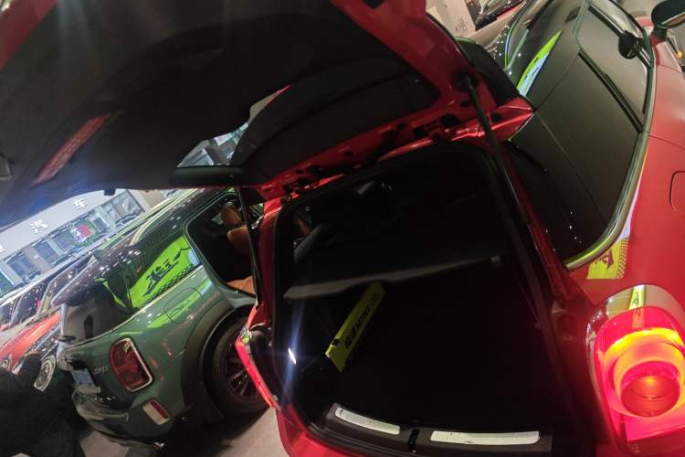 Used MINI Countryman 2018 2.0T COOPER S ALL4 Racing Driver Trunk