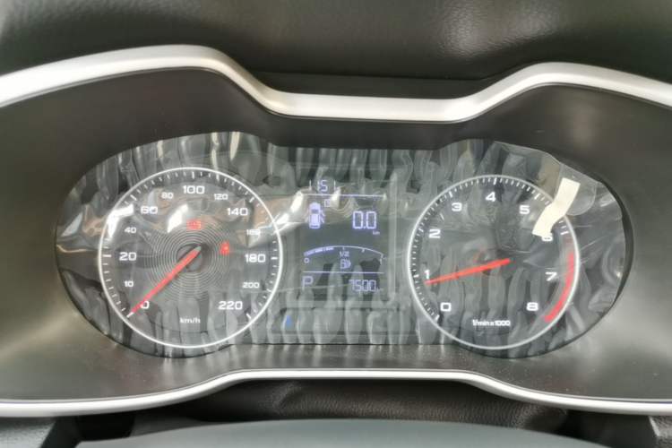 Used MG ZS 2017 1.5L Automatic Luxury Internet Edition