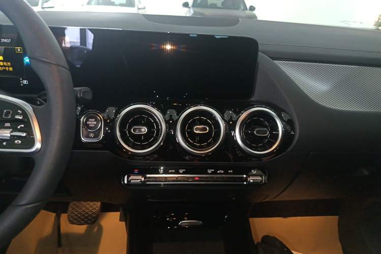 Used Mercedes-Benz GLA 2023 GLA 200