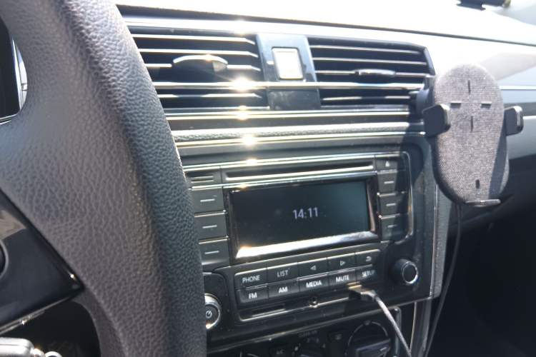 Used Volkswagen Santana 2016 1.6L Automatic Comfort Edition