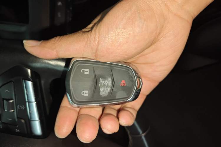 Used Cadillac XT4 2022 28T Two-Wheel-Drive Luxury Version
