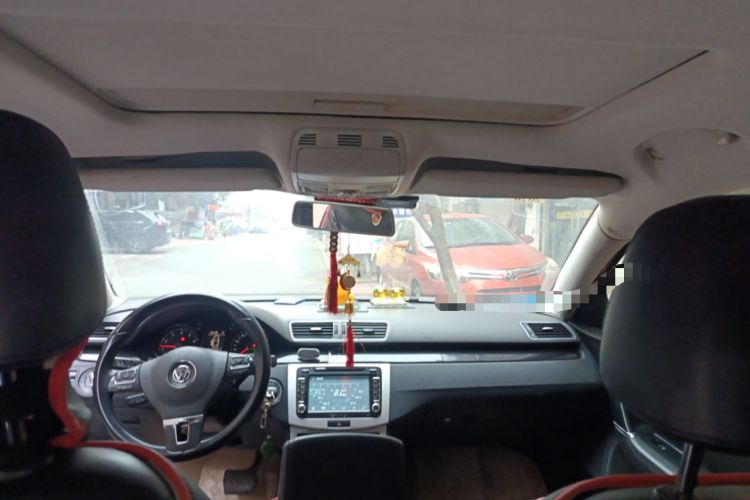 Used Volkswagen Magotan 2012 1.8TSI Comfort Model Headliner