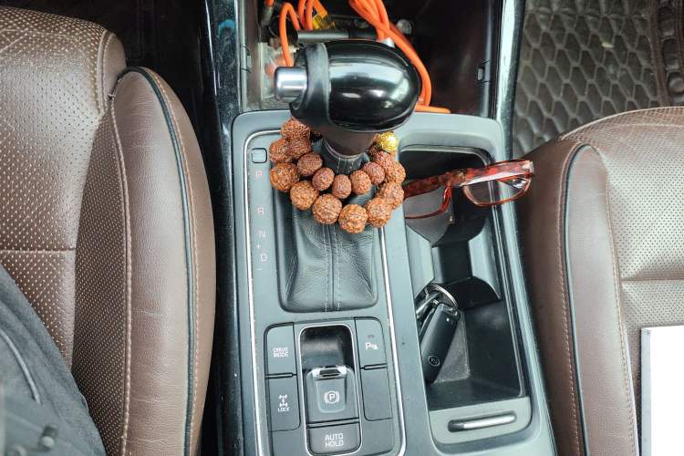 Used Kia Sorento 2013 2.2T 7-Seater Diesel Supreme Edition
