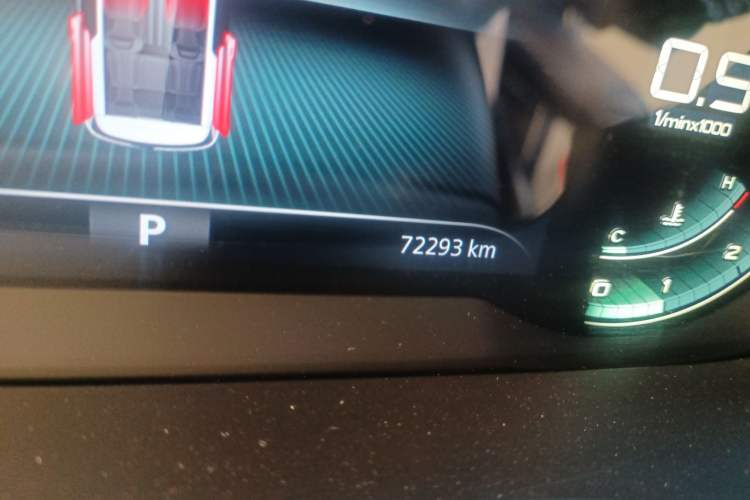 Used Roewe iMAX8 2022 400TGI Prestige Edition