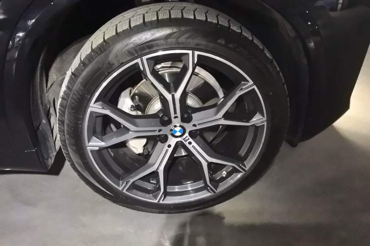 Used BMW X5 2023 xDrive 30Li Luxury M Sport Night Edition Package
