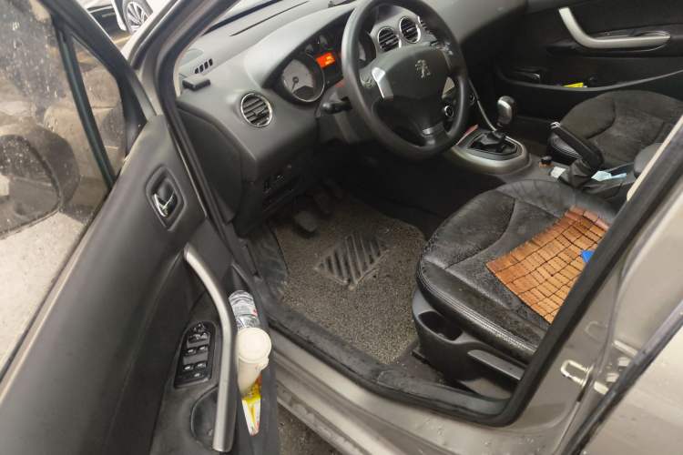 Used Peugeot 408 2013 1.6L Manual Comfort Edition Driver Seat